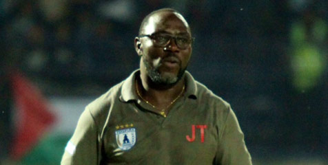 Gagal di AFC, Jacksen Ajak Persipura Move On ke 8 Besar ISL Gagal di AFC, Jacksen Ajak Persipura Move On ke 8 Besar ISL