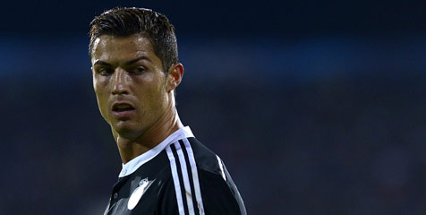 Roy Keane: Liukan Ronaldo Buat O'Shea Pusing Roy Keane: Liukan Ronaldo Buat O'Shea Pusing