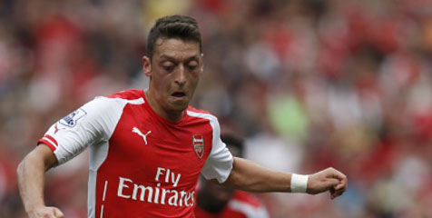 Ozil Cedera, Wenger Ngotot Arsenal Punya Cara Sendiri Ozil Cedera, Wenger Ngotot Arsenal Punya Cara Sendiri