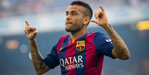 Dani Alves Tak Keder Harus Bersaing Dengan Darah Muda Barca Dani Alves Tak Keder Harus Bersaing Dengan Darah Muda Barca