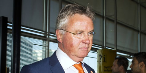 Belanda Kalah Lagi, Hiddink Frustrasi Belanda Kalah Lagi, Hiddink Frustrasi