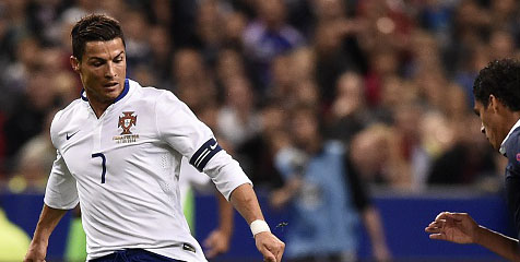Ronaldo Jadi Figur Sepakbola Terpopuler di Facebook Ronaldo Jadi Figur Sepakbola Terpopuler di Facebook