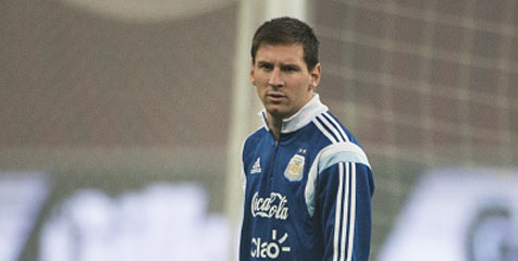 Diganggu Fans di Lapangan, Messi Justru Bersyukur Diganggu Fans di Lapangan, Messi Justru Bersyukur