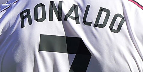 Review: Los Blancos dan Ronaldo Superior Review: Los Blancos dan Ronaldo Superior