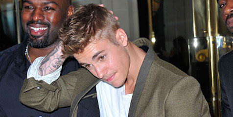 Main Bola di Vatikan, Justin Bieber Kena Semprot Main Bola di Vatikan, Justin Bieber Kena Semprot
