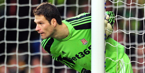 Digosipkan Jadi Target Madrid, Begovic Beri Tanggapan Digosipkan Jadi Target Madrid, Begovic Beri Tanggapan