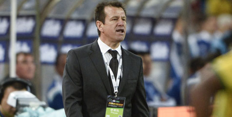 Silva Kembali, Dunga Ngotot Neymar Kapten Silva Kembali, Dunga Ngotot Neymar Kapten