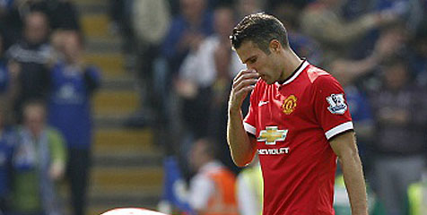 Van Gaal: Van Persie Cuma Tak Mujur Van Gaal: Van Persie Cuma Tak Mujur