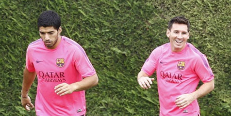 Pique Tegaskan Suarez Tidak Suka Diving Lagi Pique Tegaskan Suarez Tidak Suka Diving Lagi