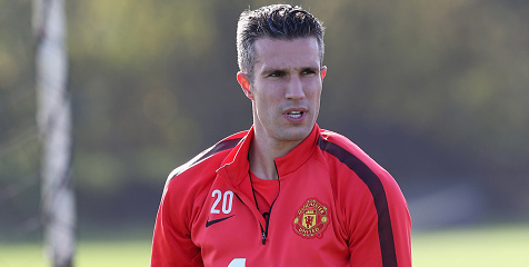 Van Persie: United Bisa Kejar Chelsea