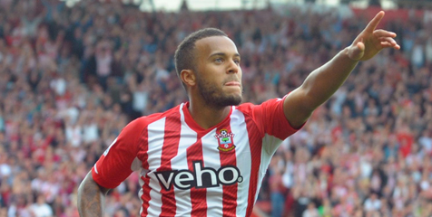 Southampton Serius Ingin Rebut Fullback Chelsea Southampton Serius Ingin Rebut Fullback Chelsea