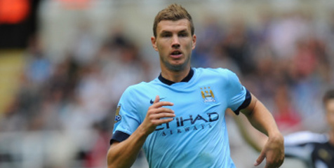 Dzeko Tabur Garam di Luka United Dzeko Tabur Garam di Luka United