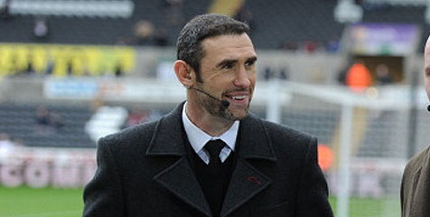 Puji Perkembangan United, Keown Ingatkan City