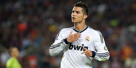 Ingin Bertahan di Real Madrid, Ronaldo Tolak Man United Ingin Bertahan di Real Madrid, Ronaldo Tolak Man United