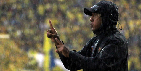 RD Belum Tentu Bertahan di Persebaya RD Belum Tentu Bertahan di Persebaya