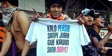 Persib Juara, Suporter Ini Bakal Kawin Dengan Monyet? Persib Juara, Suporter Ini Bakal Kawin Dengan Monyet?