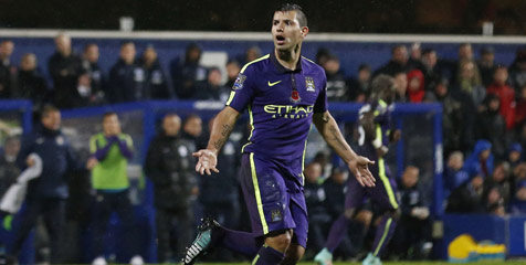 Cetak Brace, Aguero Dipuji Pellegrini Cetak Brace, Aguero Dipuji Pellegrini