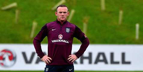 Shaw Puji Rekor Hebat 100 Caps Rooney Shaw Puji Rekor Hebat 100 Caps Rooney