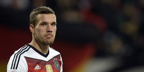 Selamatkan Karir, Loew Minta Podolski Tinggalkan Arsenal Selamatkan Karir, Loew Minta Podolski Tinggalkan Arsenal
