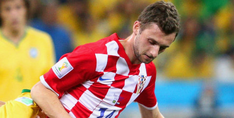 Duo Milan Perebutkan Brozovic Duo Milan Perebutkan Brozovic