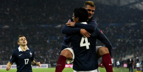 Review: Dominan, Prancis Cuma Cetak Satu Gol Review: Dominan, Prancis Cuma Cetak Satu Gol