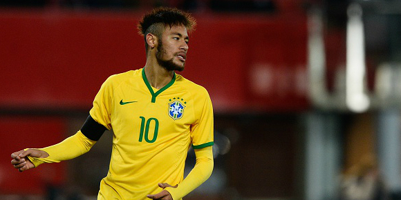 Diminta Tanda Tangan, Neymar Buang Pulpen Fans