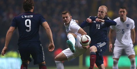 Assist Perdana Wilshere di Pentas Internasional Assist Perdana Wilshere di Pentas Internasional