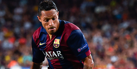 Adriano: Filosofi Enrique Buat Barca Percaya Diri Adriano: Filosofi Enrique Buat Barca Percaya Diri