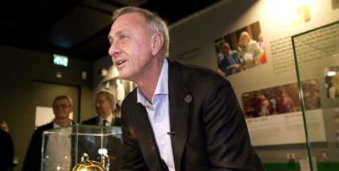 Cruyff: Mourinho Tak Cocok di Barca, Ronaldo? Absurd