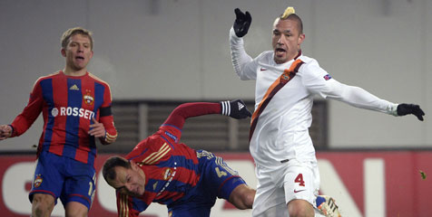 Imbang Lawan CSKA, Roma Main ke Klub Striptis Imbang Lawan CSKA, Roma Main ke Klub Striptis