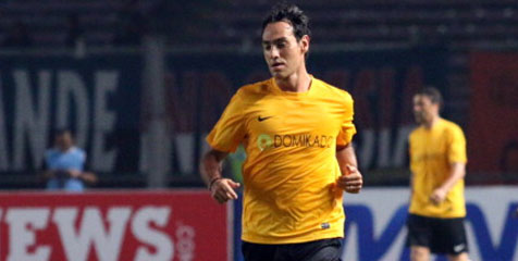 Susul Bintang Lainnya, Nesta Resmi Merumput di ISL