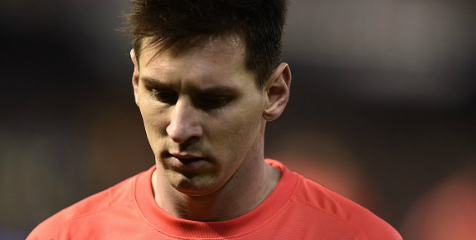 Messi Dilempar Botol, Valencia Minta Maaf Messi Dilempar Botol, Valencia Minta Maaf