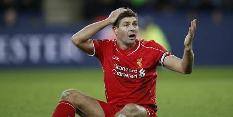 Gerrard Pilih Bungkam Soal Kontrak Gerrard Pilih Bungkam Soal Kontrak