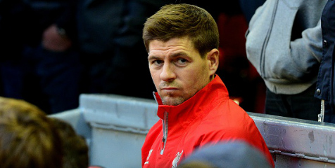 Thompson Yakin Gerrard Bertahan di Liverpool Thompson Yakin Gerrard Bertahan di Liverpool