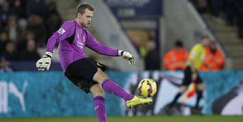 'Cadangkan Mignolet? Tidak, Liverpool Harus Cari Kiper Baru' 'Cadangkan Mignolet? Tidak, Liverpool Harus Cari Kiper Baru'