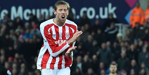Crouch Kecewa Gagal Cetak Hattrick Lawan Arsenal