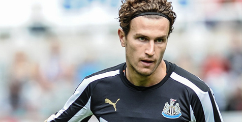 Akhiri Rekor Unbeaten Chelsea, Janmaat Mengaku Beruntung Akhiri Rekor Unbeaten Chelsea, Janmaat Mengaku Beruntung