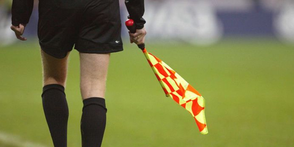 Blunder Wasit! Cetak Gol Bersih, Tim Ini Malah Dapatkan Corner Blunder Wasit! Cetak Gol Bersih, Tim Ini Malah Dapatkan Corner