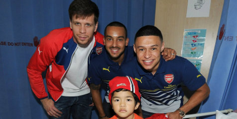 Bocah di Rumah Sakit Ini Tolak Kunjungan Trio Arsenal Bocah di Rumah Sakit Ini Tolak Kunjungan Trio Arsenal