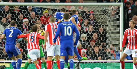 Gol John Terry dan Chelsea Buat Bos Stoke Frustasi Gol John Terry dan Chelsea Buat Bos Stoke Frustasi