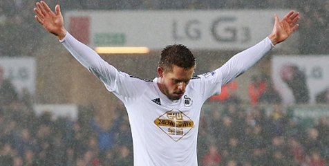 Sigurdsson Targetkan Liverpool Jadi Mangsa Ketiga