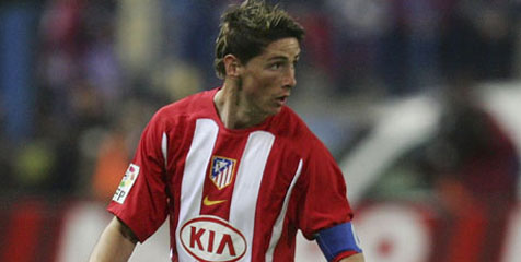 Jersey Torres Sudah Dijual di Toko Merchandise Atletico