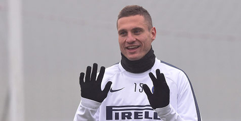 Van Gaal Tertarik Pulangkan Vidic? Van Gaal Tertarik Pulangkan Vidic?