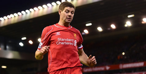 Suarez Yakin Gerrard Bakal Pulang ke Liverpool Suarez Yakin Gerrard Bakal Pulang ke Liverpool