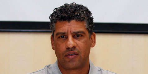 Barisan Senior Barcelona Minta Rijkaard Kembali