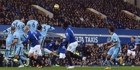 Baines, Bek Ahli Assist Nomor Satu Premier League Baines, Bek Ahli Assist Nomor Satu Premier League