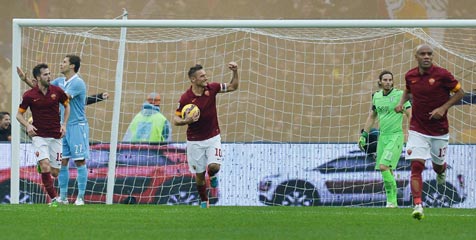 Review: Totti Pahlawan Roma di Derby della Capitale