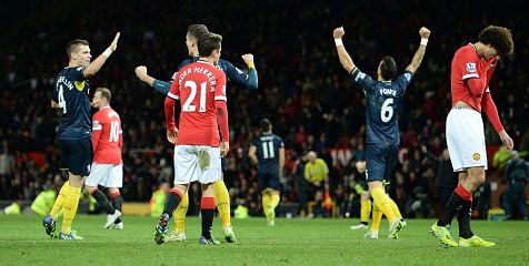 Van Gaal: Soton Incar Satu Poin, Tapi Kami Beri Tiga Poin Van Gaal: Soton Incar Satu Poin, Tapi Kami Beri Tiga Poin