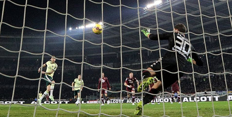Penalti Paling Kilat Milan Abad Ini Penalti Paling Kilat Milan Abad Ini