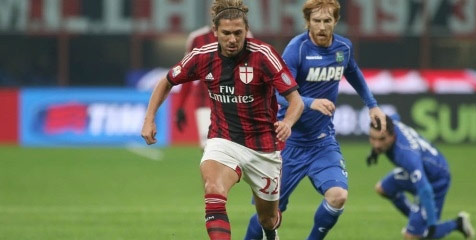 Delapan Bulan, Assist Pertama Cerci Delapan Bulan, Assist Pertama Cerci